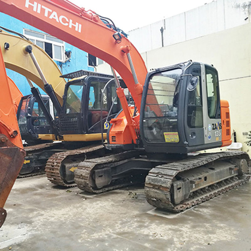 Excavadora usada de 13,2 toneladas Hitachi 135 está à venda/Excavadora usada Hitachi 135