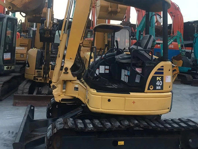 Excavadora mini komatsu pc40 bem conservada e usada com cabine aberta pc40 4 toneladas pequena escavadora para venda pc40mr