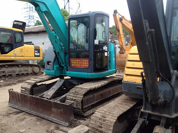 Kobelco SK200 Excavadora de segunda mão, motor japonês Kobelco75 SK75 Kobelco 75 em excelente estado