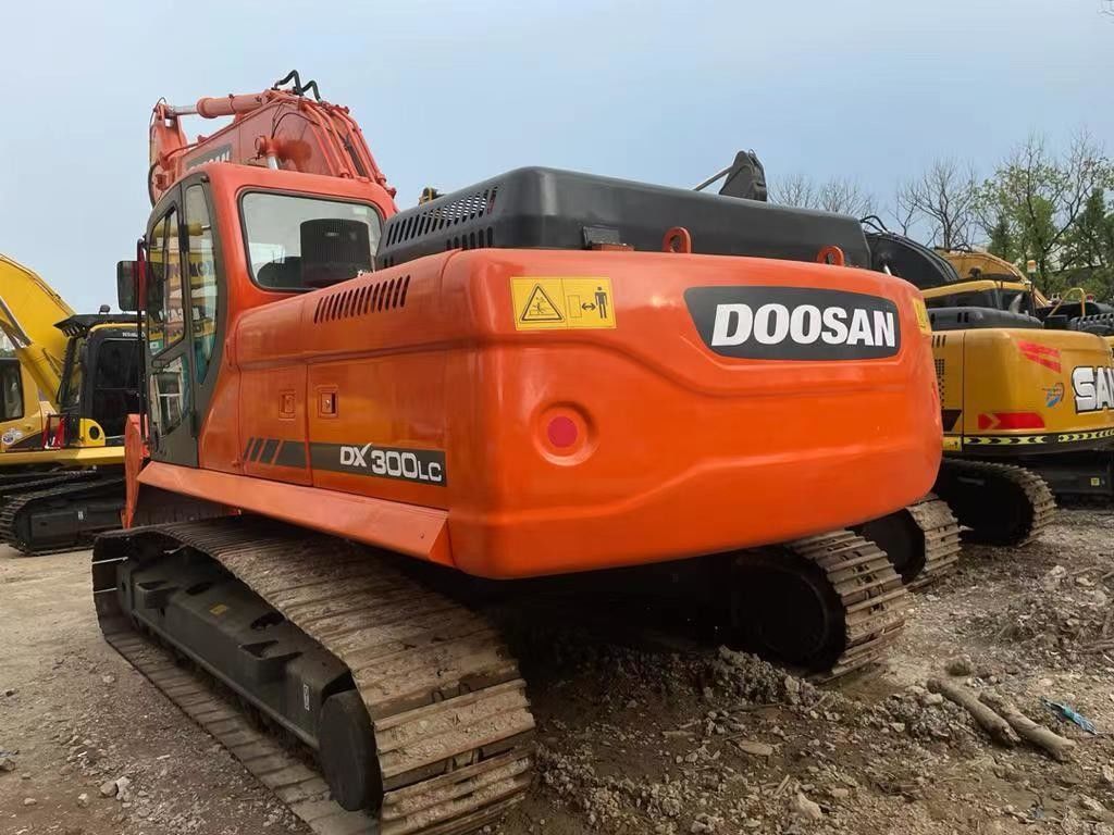 Excavadora doosan dx300lc, doosan DX300 DH300, doosan dx300 Japão para venda