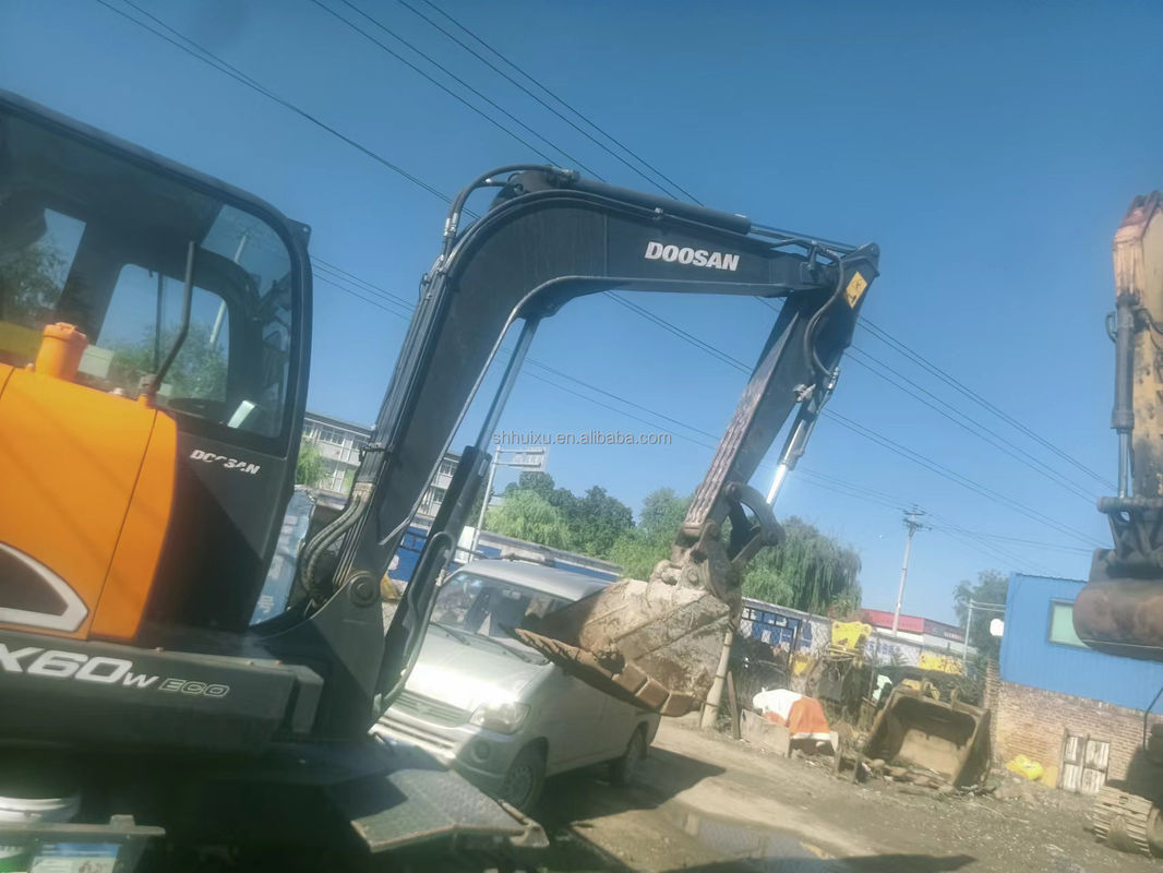 Venda em quente de Doosan Excavadora doosan dh60-7/mini escavadora usada Doosan DX60W preço barato