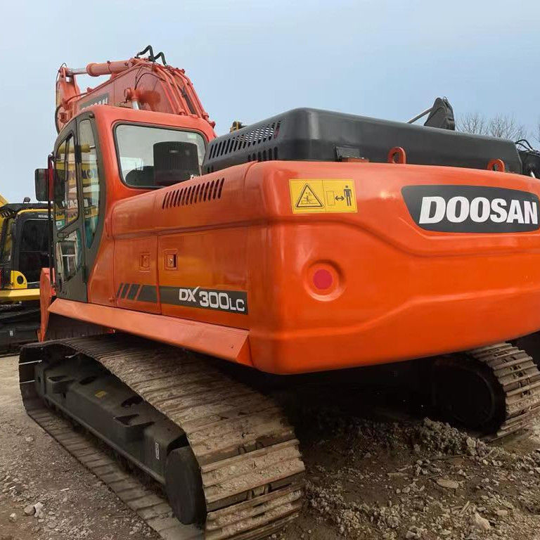 Excavadora usada Doosan DX300 Doosan DX300LC DX225 DH225 Excavadora usada em boas condições com preço baixo