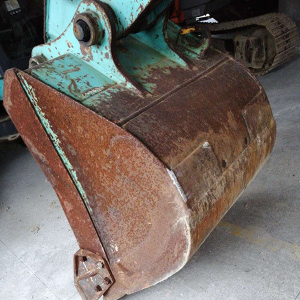 Japão 12 toneladas mini usado kobelco 125 escavadeira de segunda mão com comércio de baixo preço SK125 SK125SR