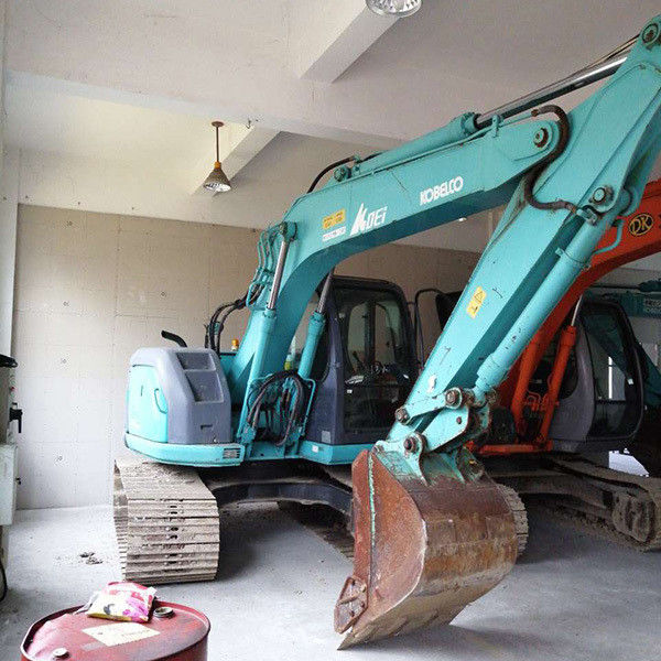 Japão 12 toneladas mini usado kobelco 125 escavadeira de segunda mão com comércio de baixo preço SK125 SK125SR