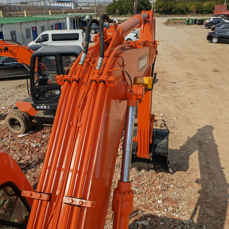 Doosan Hot Sale Novo Bom vendas de máquinas de escavação de rodas usadas Doosan DH150, 90 novas/uses máquinas de escavação Doosan