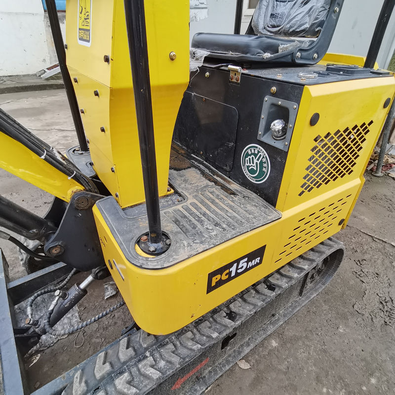 Komatsu KOMATSU PC15 escavadeira hidráulica de segunda mão de origem japonesa Preço barato Mini escavadeira usada Boa qualidade