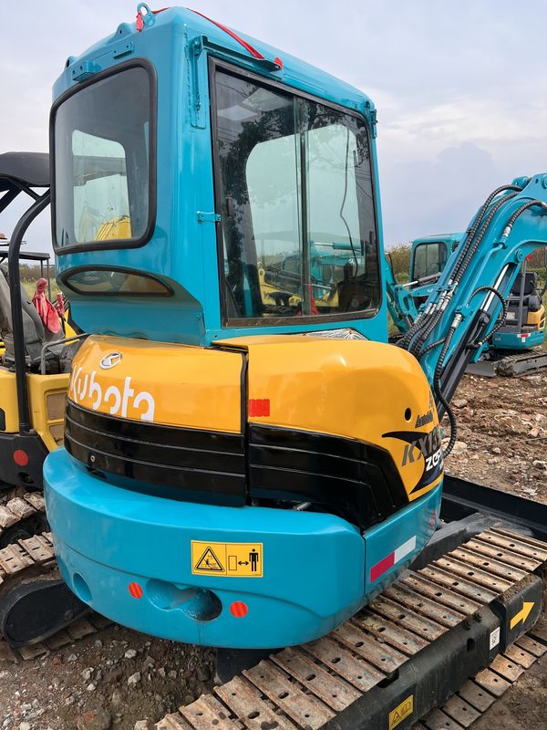 Excavadora usada kubota135/ Máquina mini de segunda mão Kubota 135 preço baixo à venda