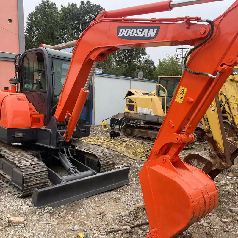Excavadora hidráulica usada Doosan DH60-7 pequena escavadora usada barata máquina de segunda mão usada venda