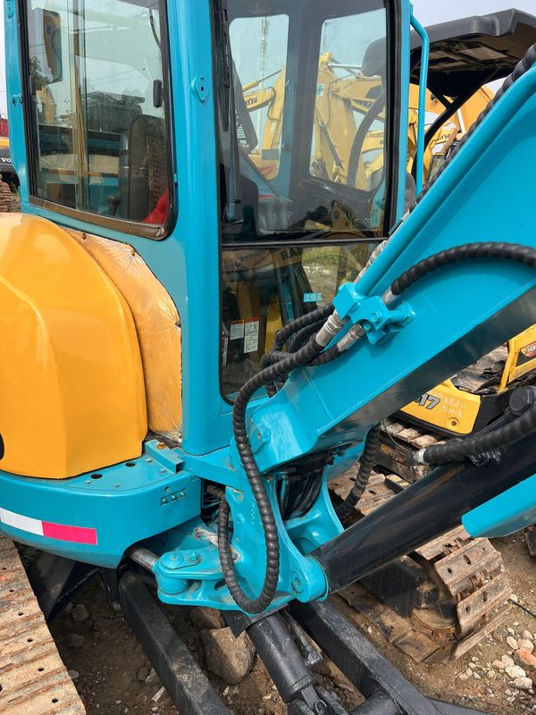 baixa duração de trabalho escavadeira usada kobelco 135 à venda kobelco de segunda mão em estoque escavadeira usada kobelco