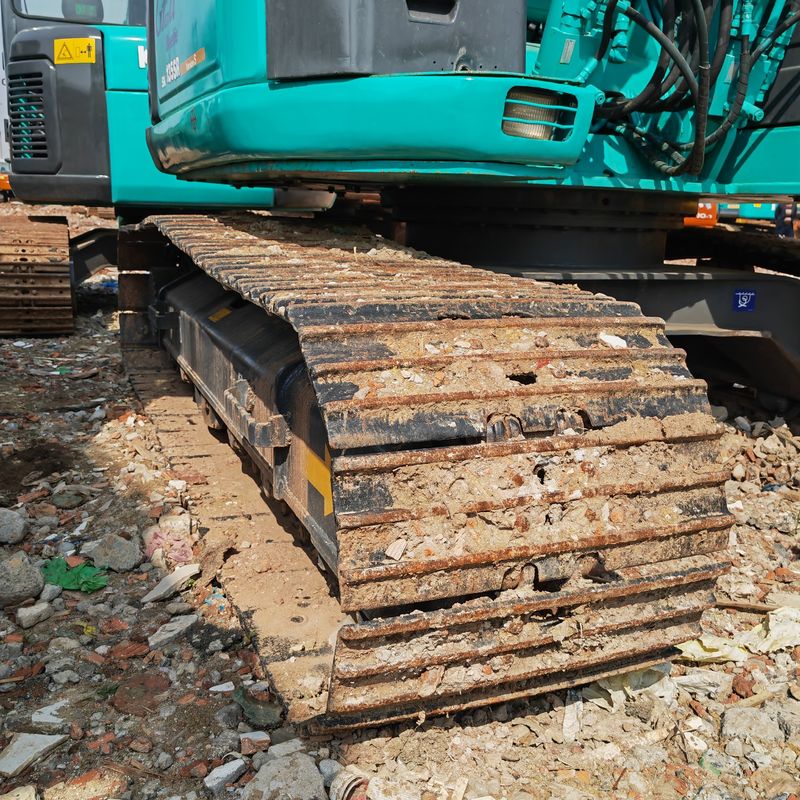 Máquina de escavadeira de segunda mão kobelco 135 / cor original kobelco 135 usada à venda