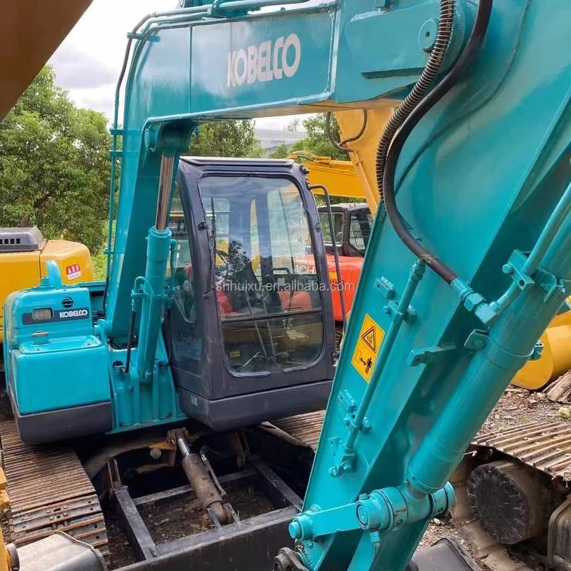 Excavadora de médio porte Kobelco 75 Horário de trabalho reduzido