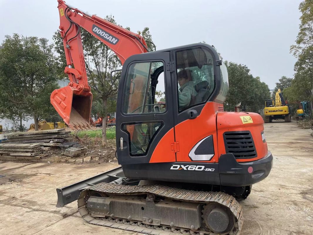 Venda de mini escavadeiras para escavadeiras Doosan DX60 mini mini escavadeira usada
