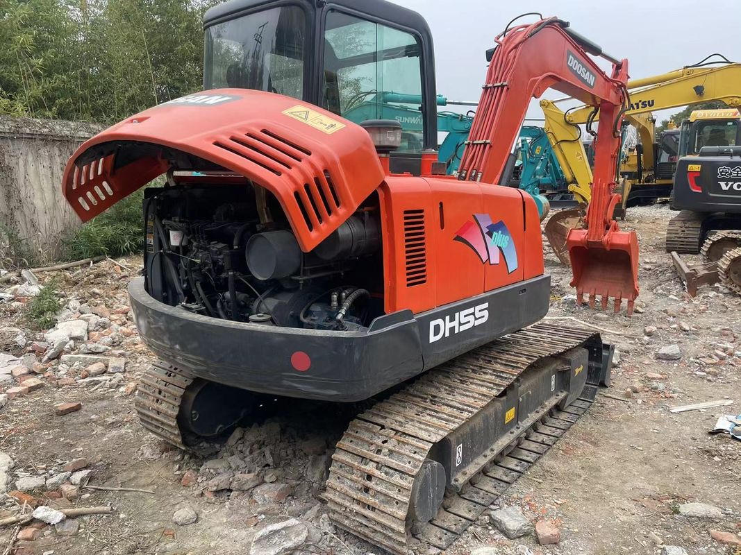 Mini máquina de escavação de rastreador doosan dx55/segundo de mão de alta qualidade escavadeira doosan dx55