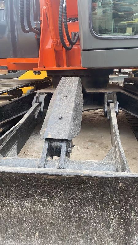 Hitachi usado ZX70 escavadeira de rastreador, Hitachi Zaxis 70 preço baixo em venda em Xangai China