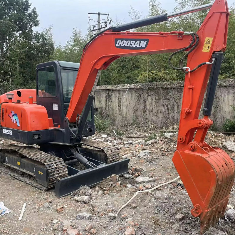 Mini de cor laranja Cat Doosan Dx55 Excavadora de segunda mão 5,5 toneladas