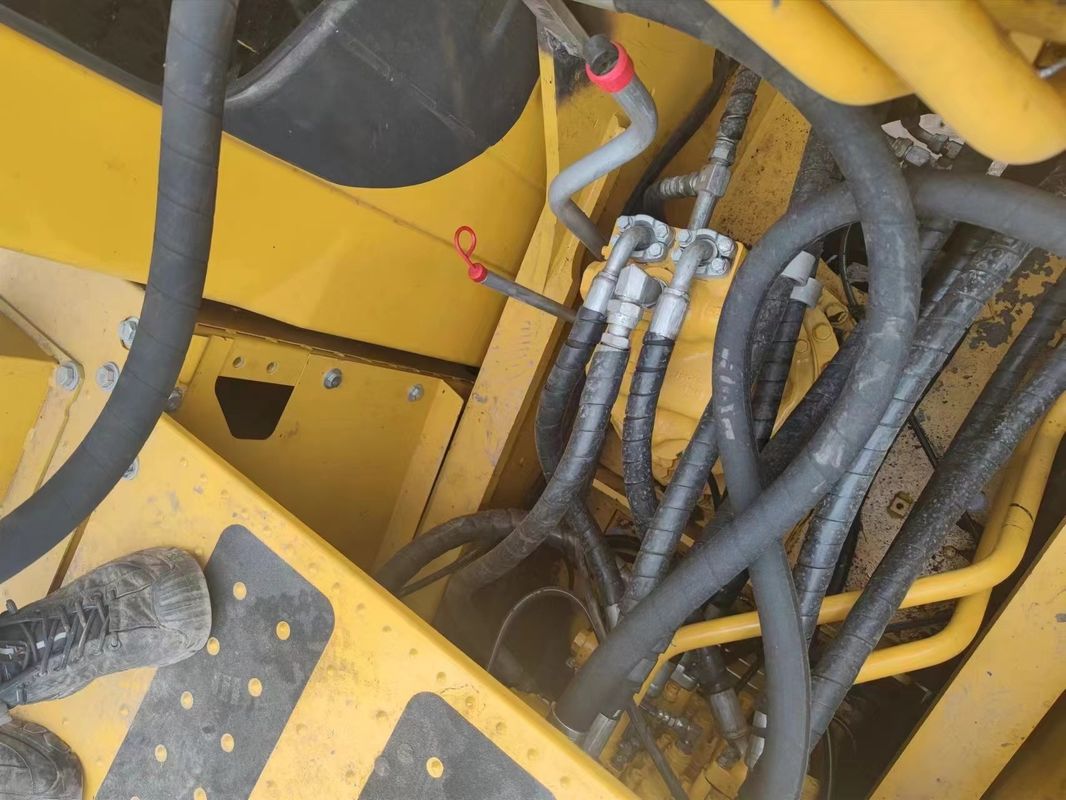 25.6TON Excavadora usada komatsu PC 200 /quase nova/excavadora média komatsu PC 200-5 de segunda mão