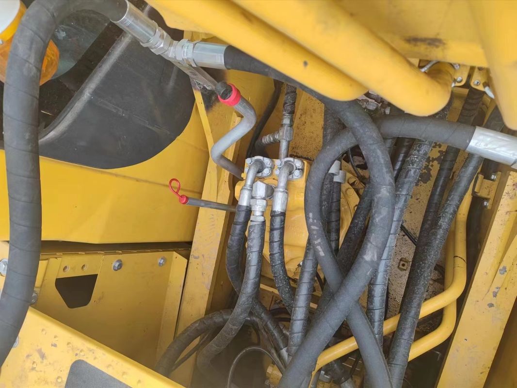 25.6TON Excavadora usada komatsu PC 200 /quase nova/excavadora média komatsu PC 200-5 de segunda mão