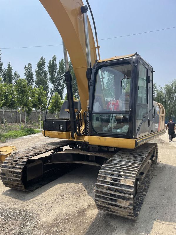 Excavadora de lagarta 320d / Máquina de escavação usada Cat320D origem Japão Lagarta em existência