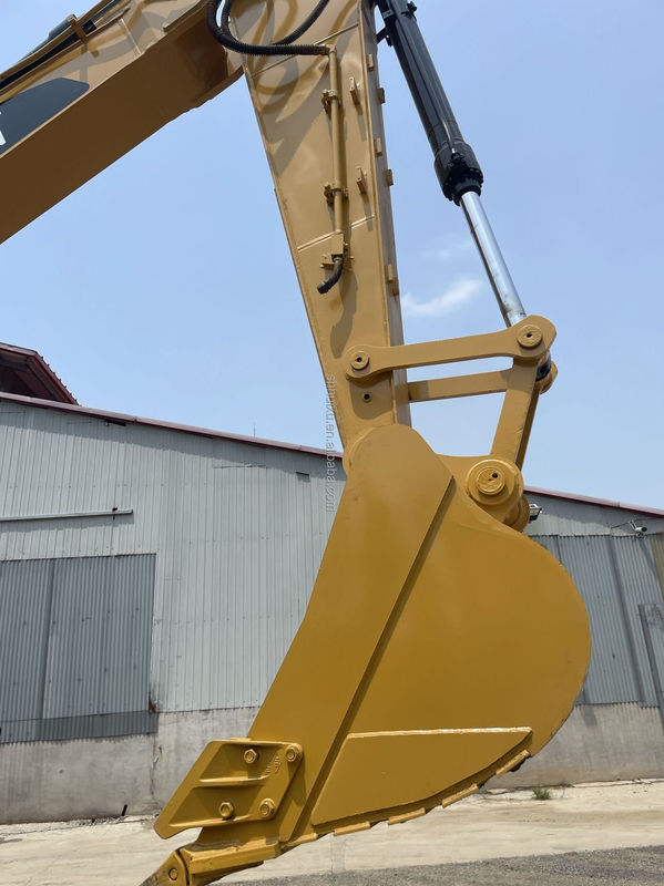 Excavadora de lagarta 320d / Máquina de escavação usada Cat320D origem Japão Lagarta em existência