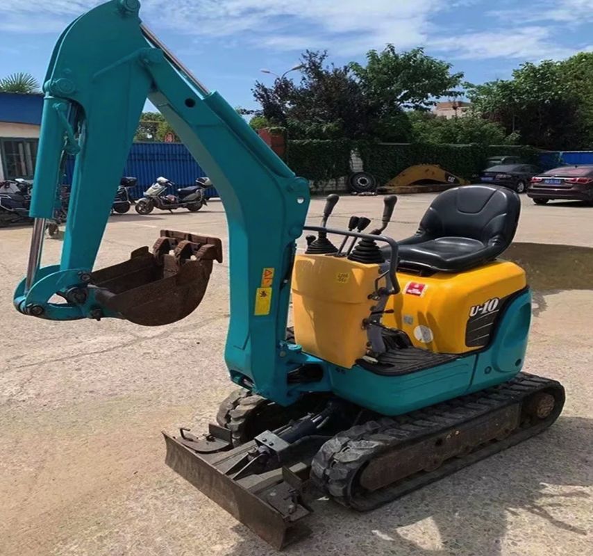 Mini escavadeira usada com horas de trabalho longas e preços baixos para venda a quente 1ton KUBOTA U10 Excavadora Crawler
