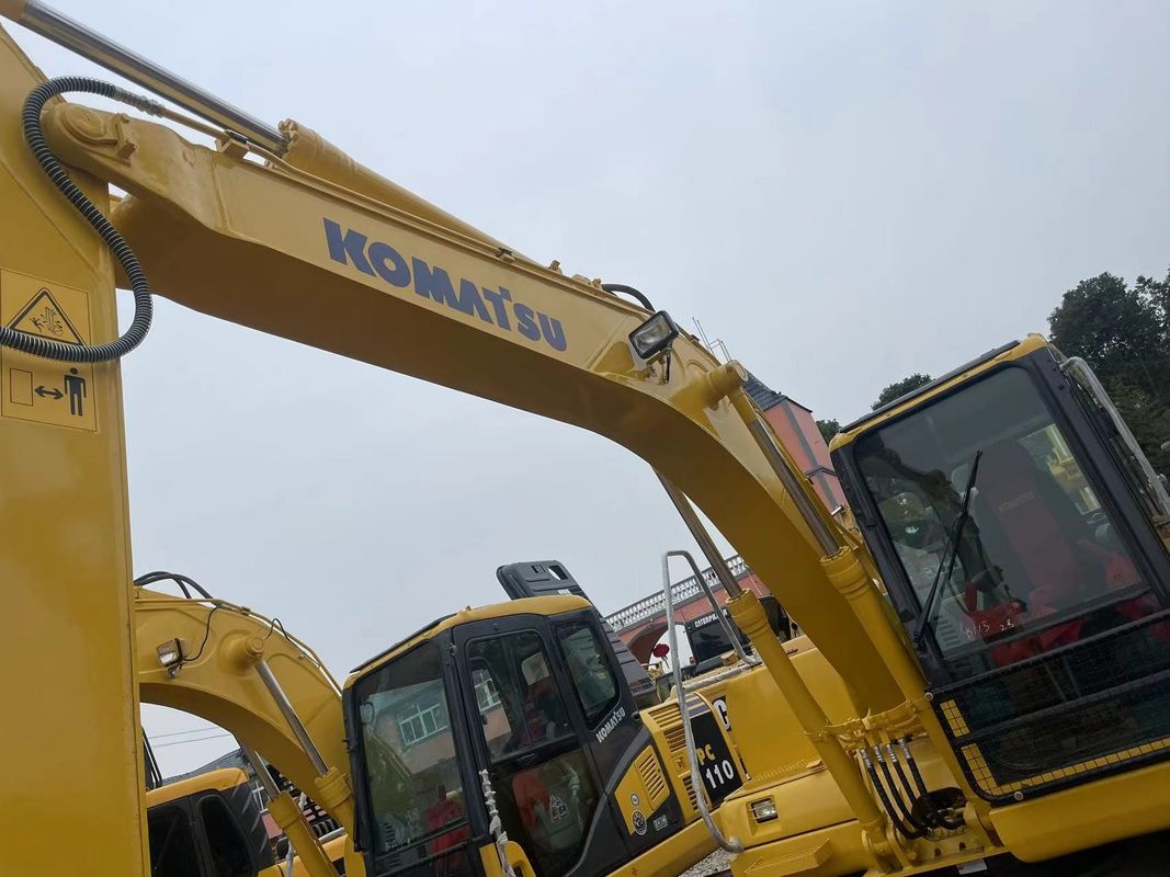 Excavadora de terra usada à mão Komatsu PC130 máquinas usadas 13 toneladas escavadoras de poços usadas à mão escavadoras de segunda mão para venda