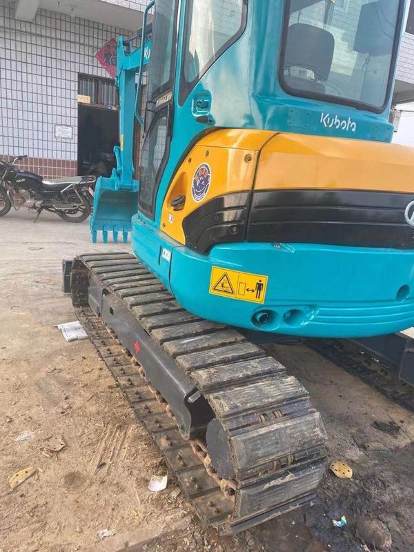 Excavadora Kubota KX155 usada em bom estado de funcionamento de segunda mão para venda