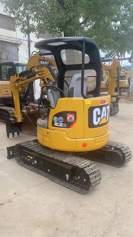 Excavadoras usadas para caminhada CAT302.5 sem cabine de condução mini-excavadoras de segunda mão para venda mini-excavadoras usadas