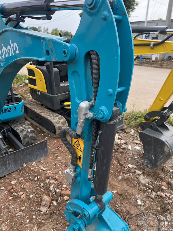 mini escavadeira kubota17u/mini escavadeira de segunda mão Kubota 17u horas de trabalho baixas à venda