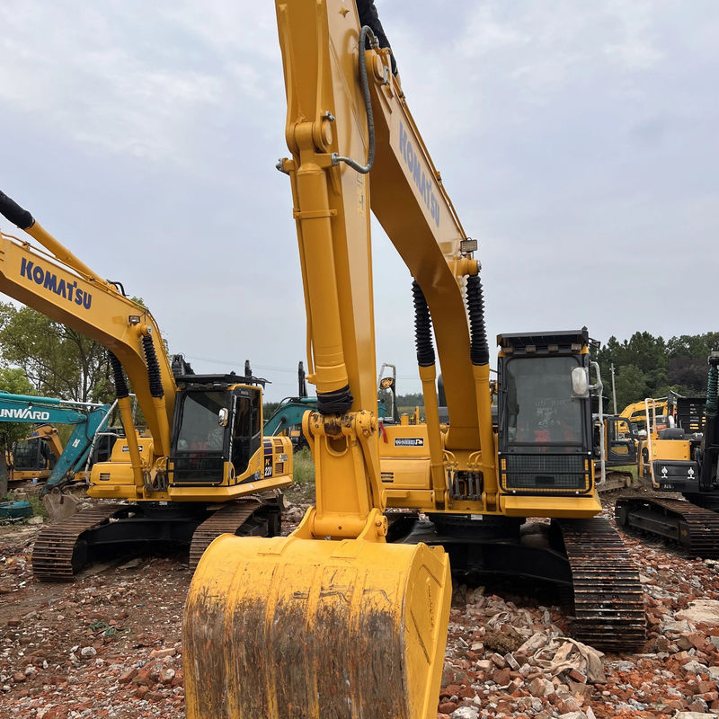 KOMATSU 240-8LC Excavadora de segunda mão em bom estado 24000KG Lojas de materiais de construção
