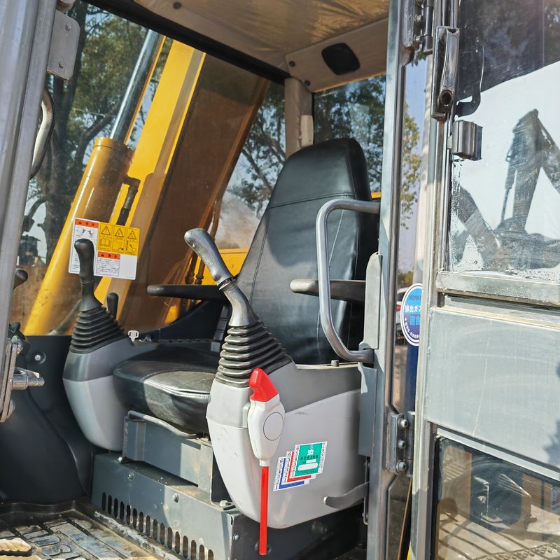 Excavadora usada com baixa duração de trabalho komatsu pc70-8/excavadora usada de alta potência komatsu pc70-8