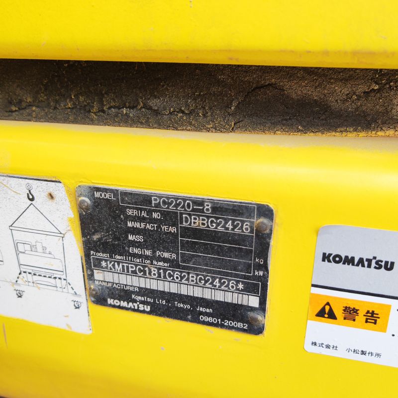 Excavadora usada com enorme poder de escavação Komatsu pc 220-8/segundo mão Excavadora usada Komatsu pc220-8 à venda