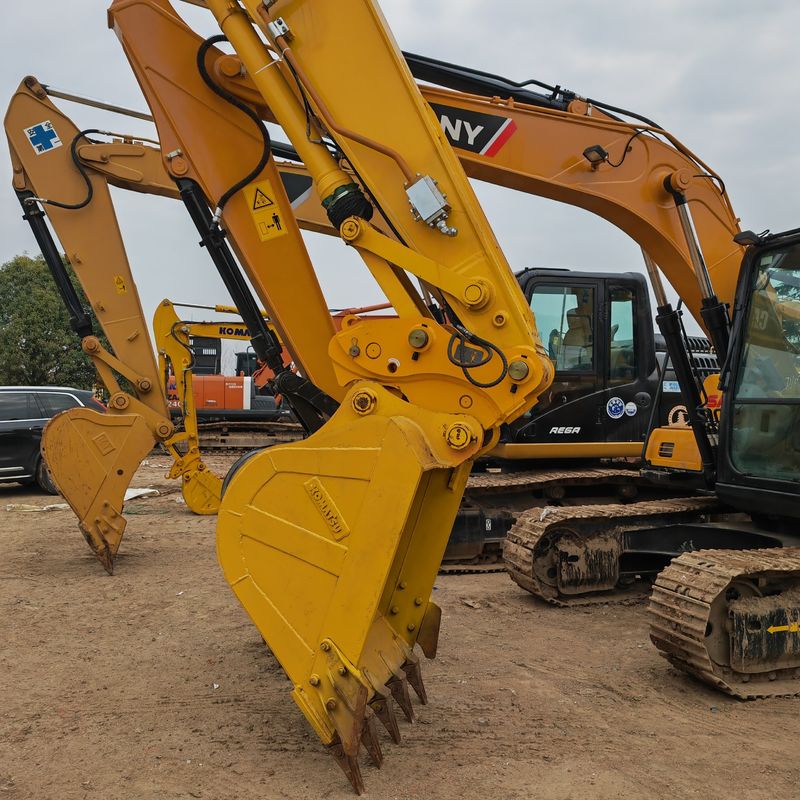 Excavadora usada em estoque KOMATSU PC200-8/PENTADA ORIGINAL DE SECONDA MANHA KOMATSU PC200-8 À VENDA A PREÇO BAIXO