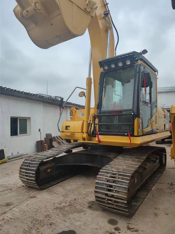 Excavadora usada com PC200/bom estado com alta potência Excavadora usada com PC200 para venda