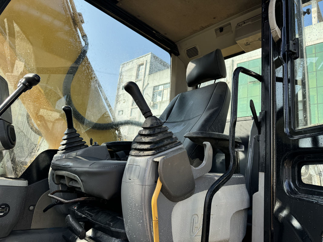 Caterpillar- Escavação original 320d2 construção hidráulica Escavação CAT- 320d2 Bom estado vender barata escavadora de raspador usado