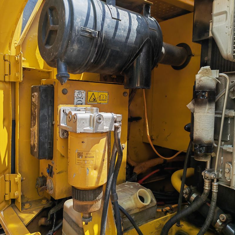 15 toneladas de cor original cat315c usado / segunda mão de alta potência de escavação cat315c usado à venda