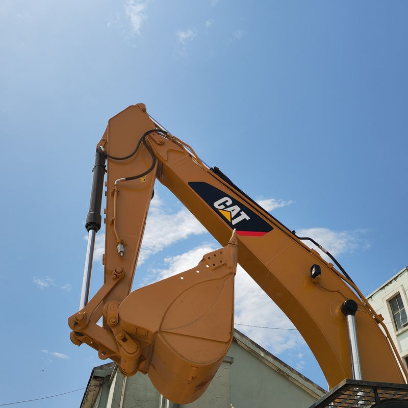 Excavadora usada de 25 toneladas cat 325d/segundo mão preço barato excavadora de gato cat325d à venda