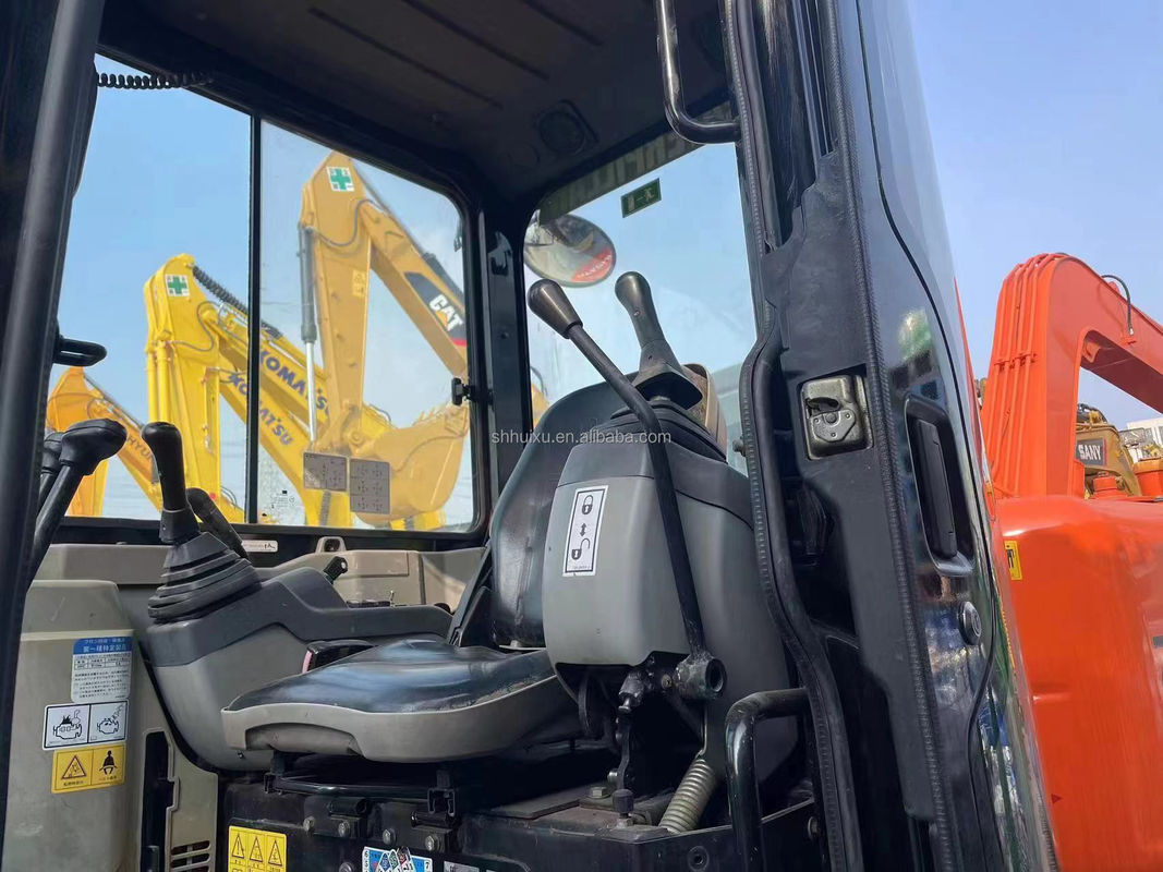Perfeito em aparência Excavadora usada mini CAT 303E Excavadora usada CAT 303 mini Excavadora pequeno preço barato Tem grande capacidade